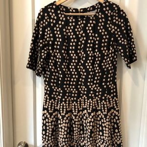 Dress, elbo length sleeves